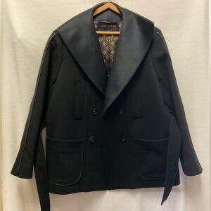 Louis Vuitton Elegant Black Pea Coat